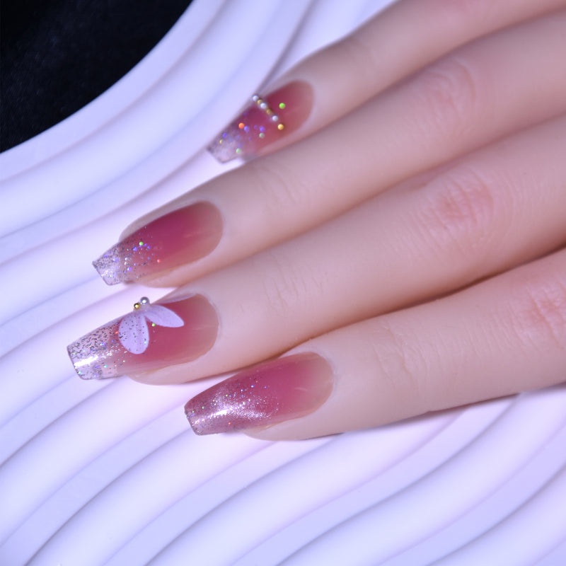 Wearing fake nails ZTD-00016-1